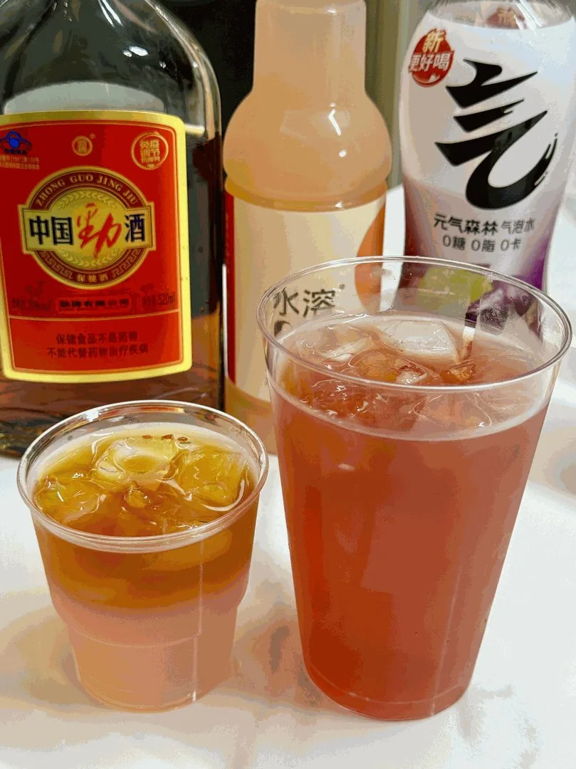 Wanna try some strong liquor 🍹 This cocktail is absolutely delicious!! - 4