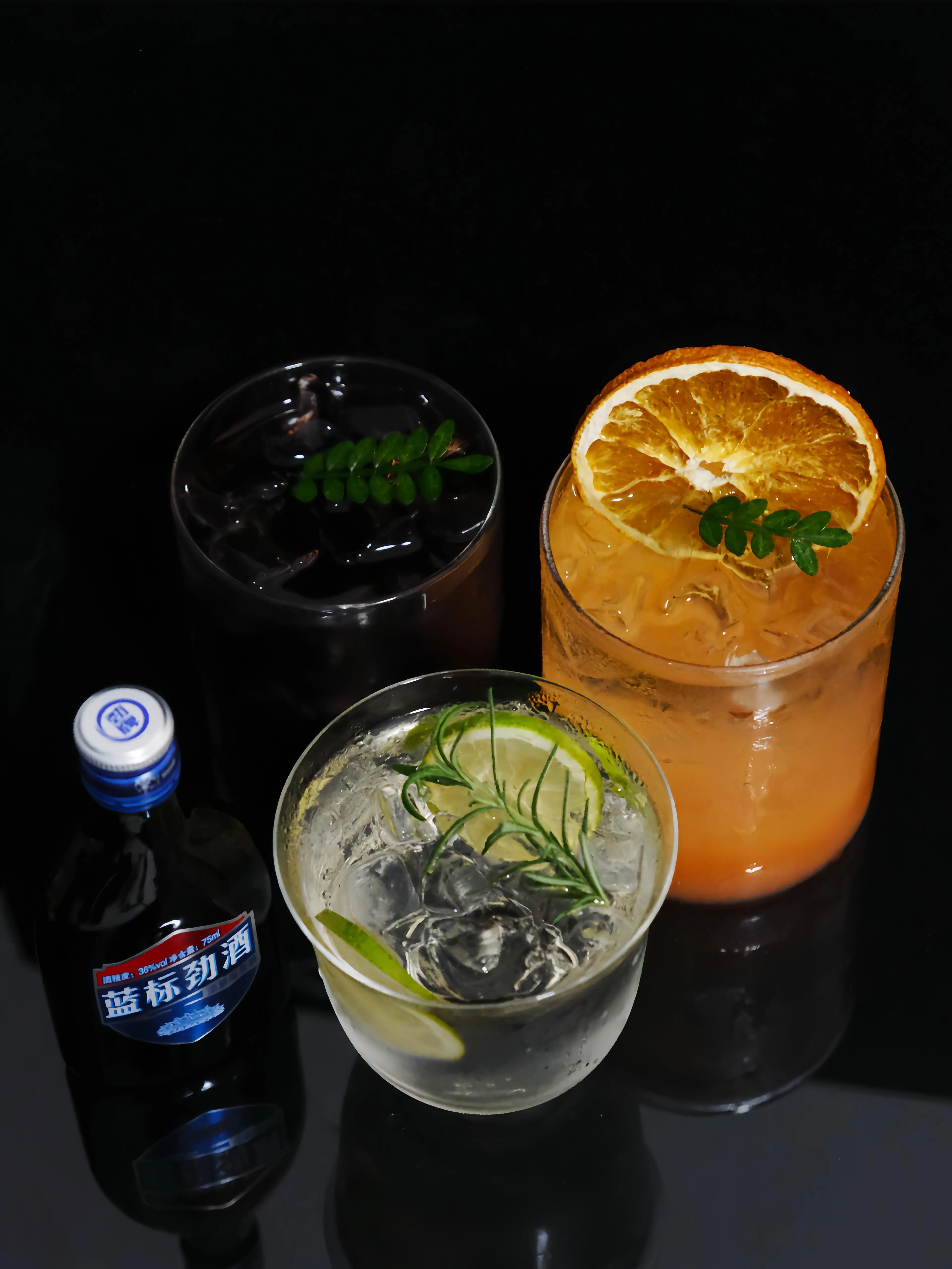 3 Blue Label light care cocktail recipes | The perfect remedy for your alone-time tipsy moments - discover the new favorite at the convenience store! - 8