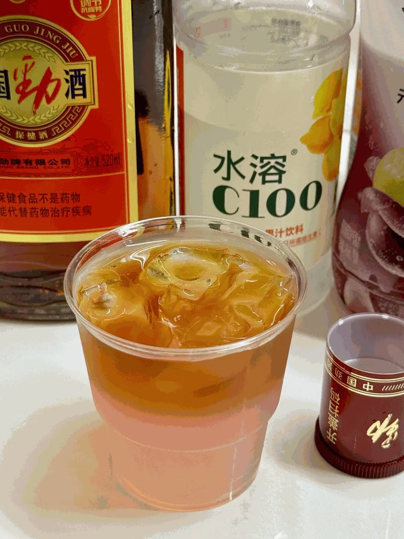 Wanna try some strong liquor 🍹 This cocktail is absolutely delicious!! - 3