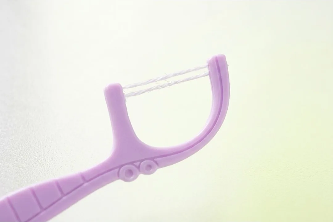 REVA – Twin-Line Floss Picks – 200 Count – Fresh Lime - Detail 6